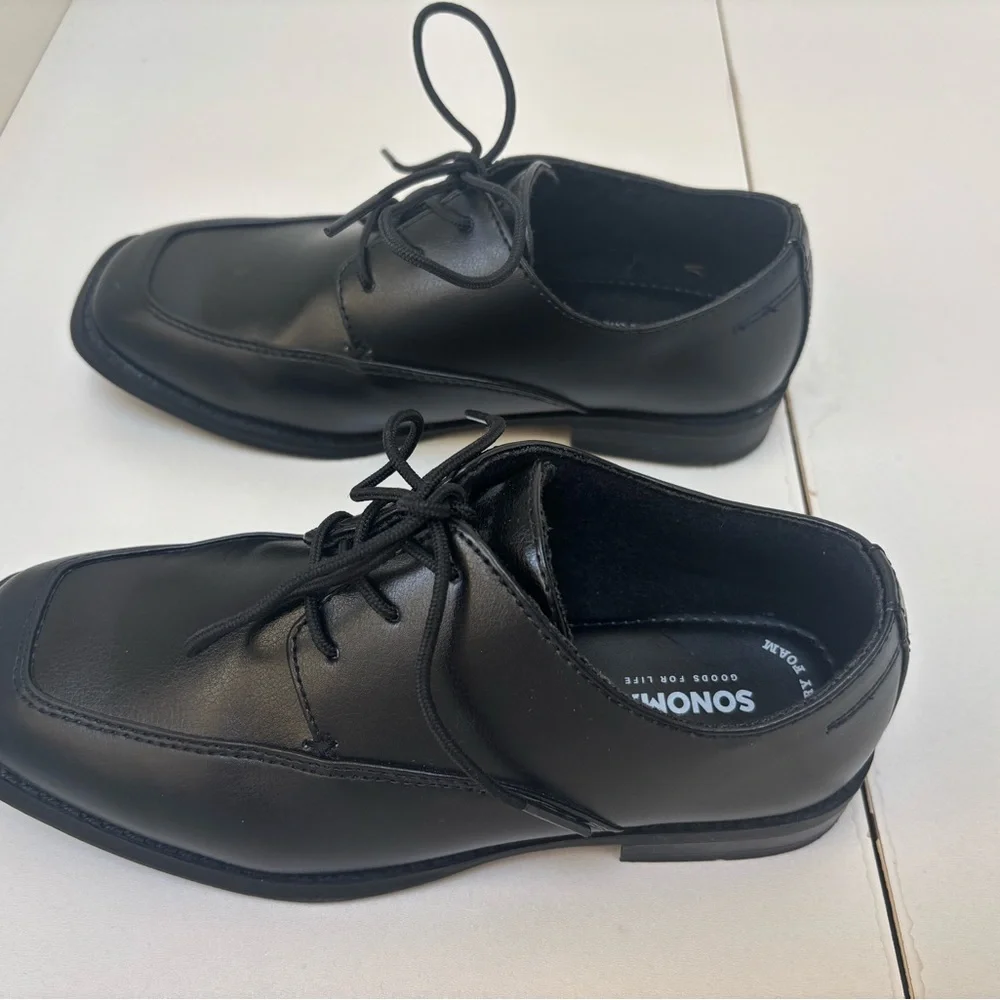 Sonoma Boys Black Oxfords Size 2